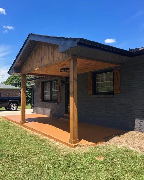 Cedar Porch & Patio